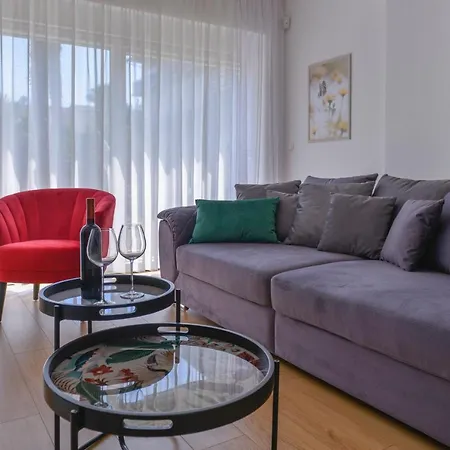 Apartment Piano Rijeka