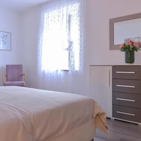 Apartment Piano Rijeka