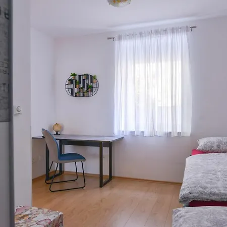 Piano Apartment