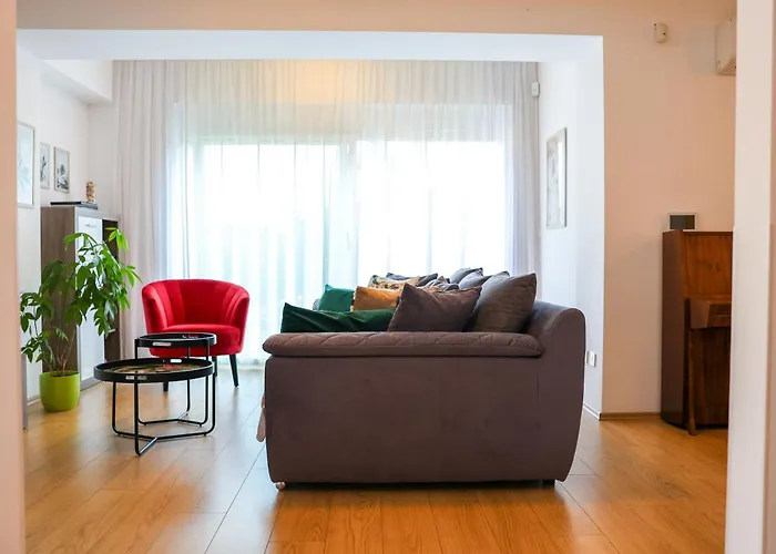 Piano Apartment
